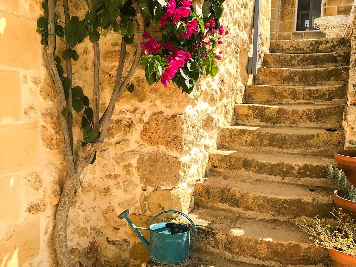 Appartement L'Gharix Temple Retreat à Xagħra Extérieur photo